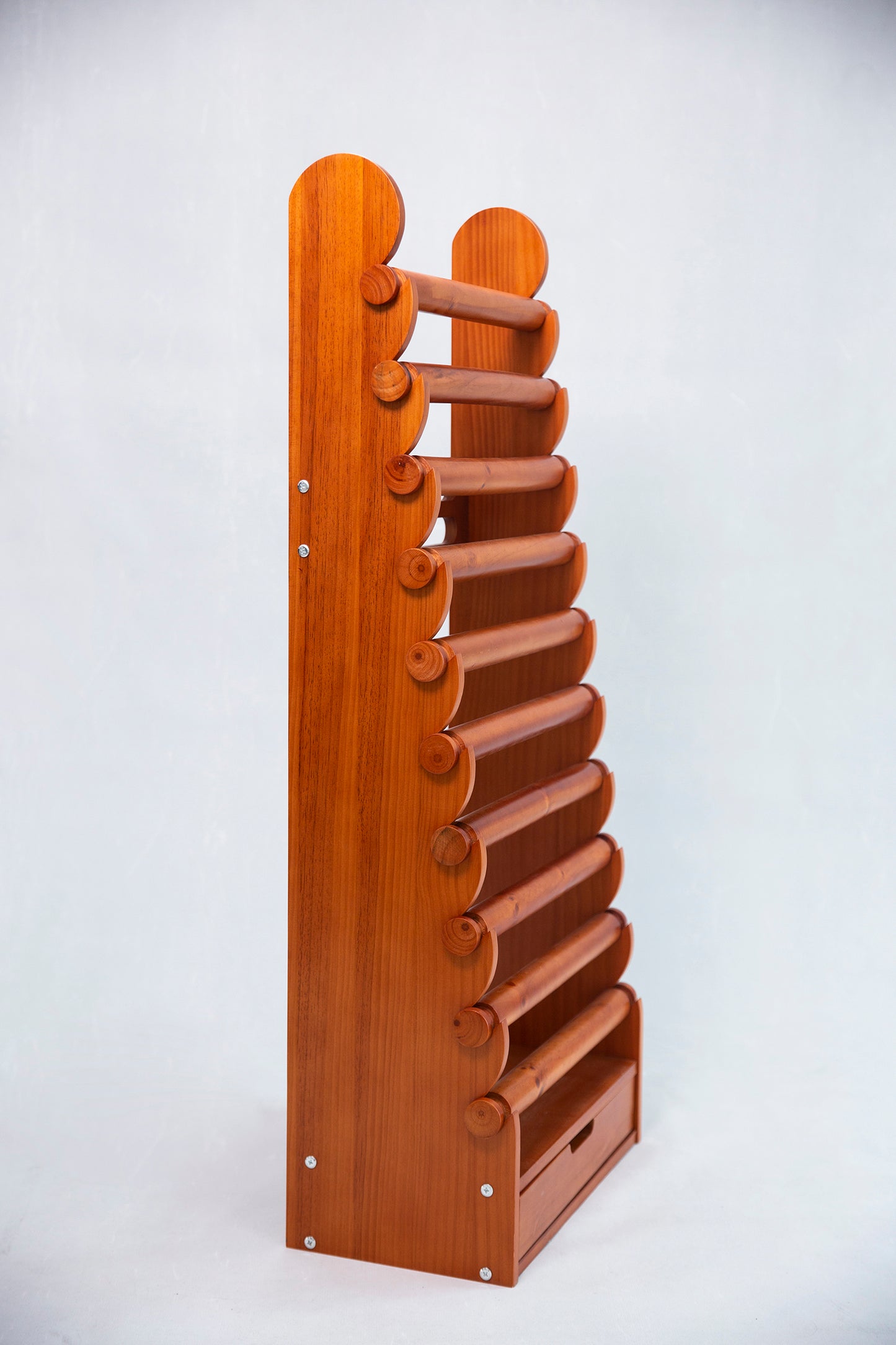 Large-capacity light wood bracelet rack with 10 levels, holds up to 500 bracelets for craft fairs and retail shops